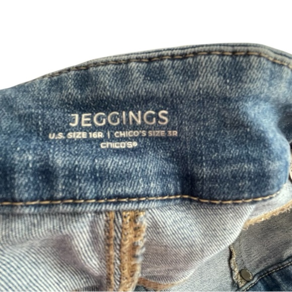 Chico's Relaxed Fit Jeans - Medium Blue - Picture 4 of 5